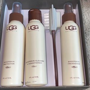 Ugg Sheepskin Care Kit